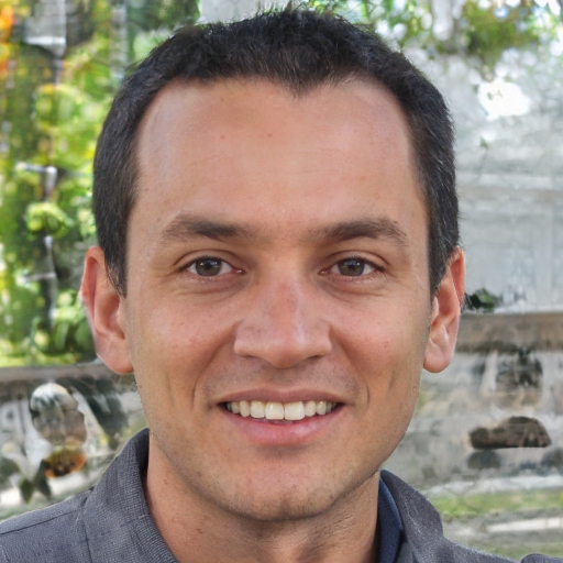 Lucas M.
